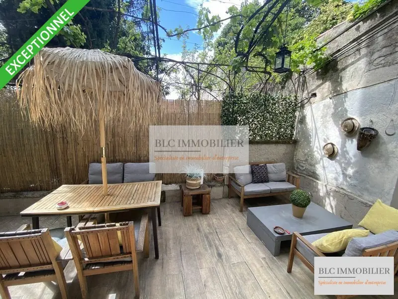 Local commercial à louer 80 m2 SECTEUR CHARTREUX 13004 Marseille 