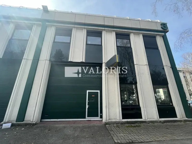 A louer Locaux d'activité 3124m² Limonest
