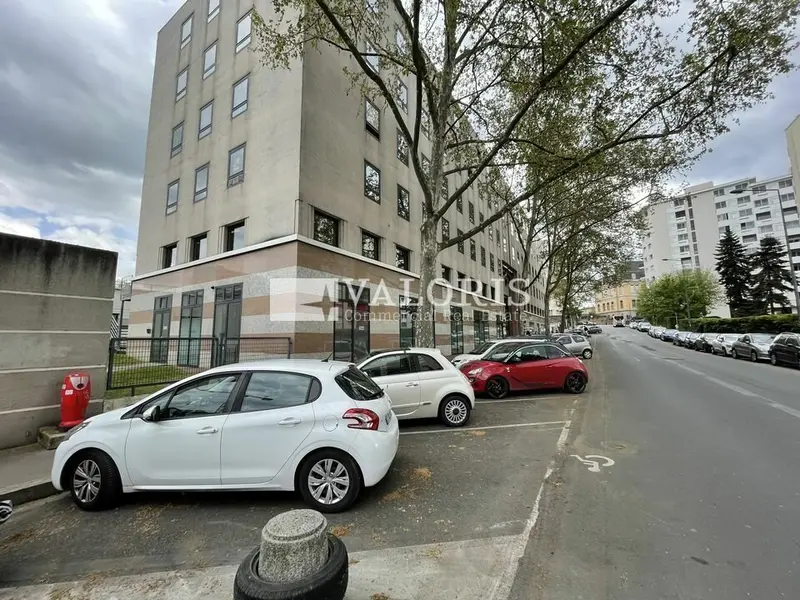A louer Bureaux 690m² Villeurbanne