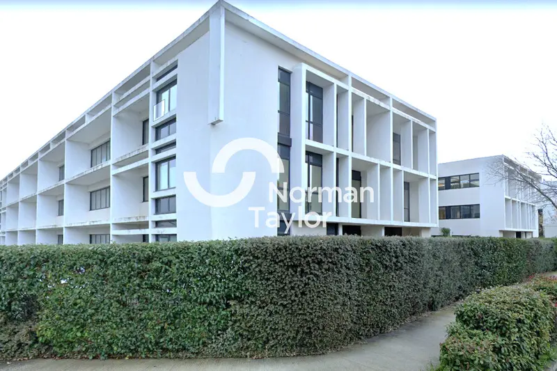 A louer Bureaux 1084.37m² Pérols