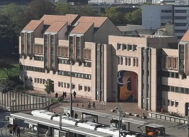 Bureau à louer - Rouen (76100) - 475 m² - 5 145 €/mois