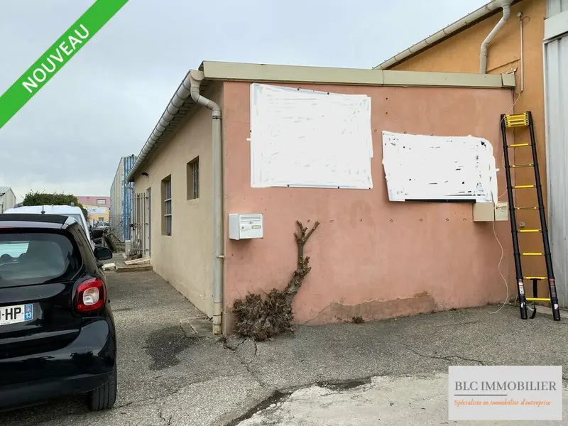 Entrepôt / Activité à louer - Aubagne (13400) - 180 m² - 1 635 €/mois