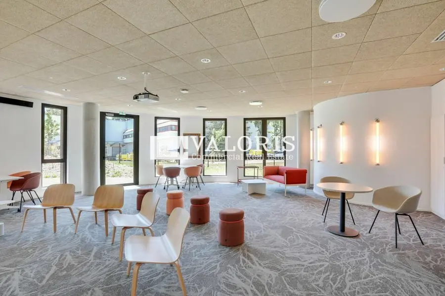 A louer Bureaux 6987m² Limonest