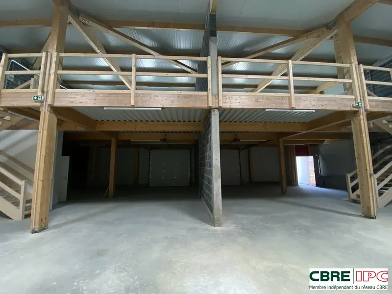 LOCATION - REF : 7138PC/EL3  