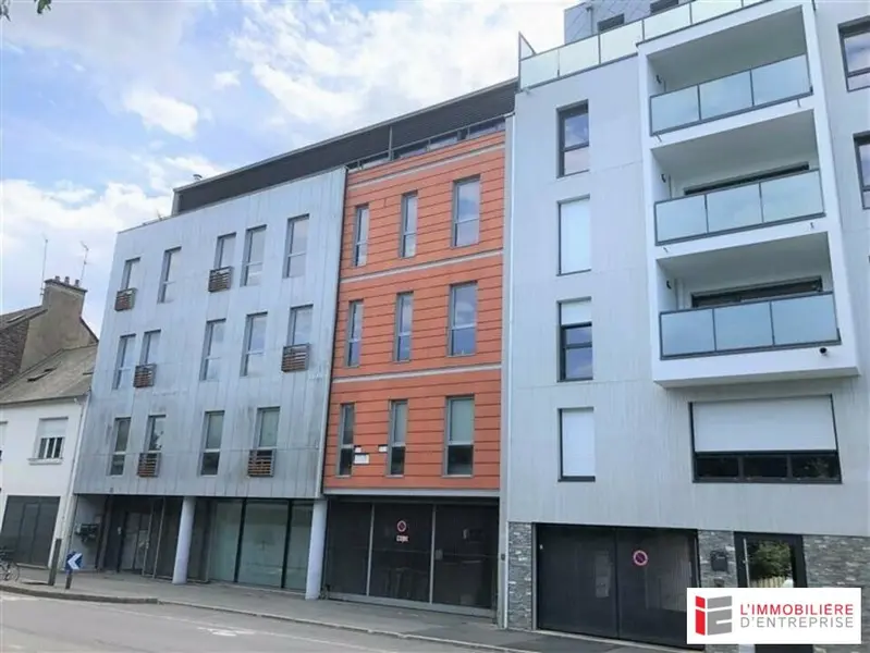 LOCATION  BUREAUX  230 M²  RENNES OUEST