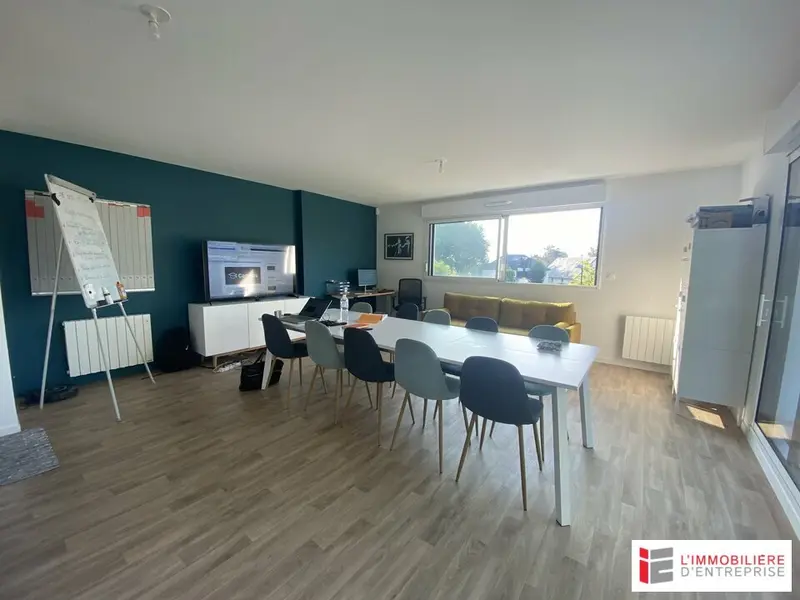 LOCATION  BUREAUX  67 M²  MELESSE