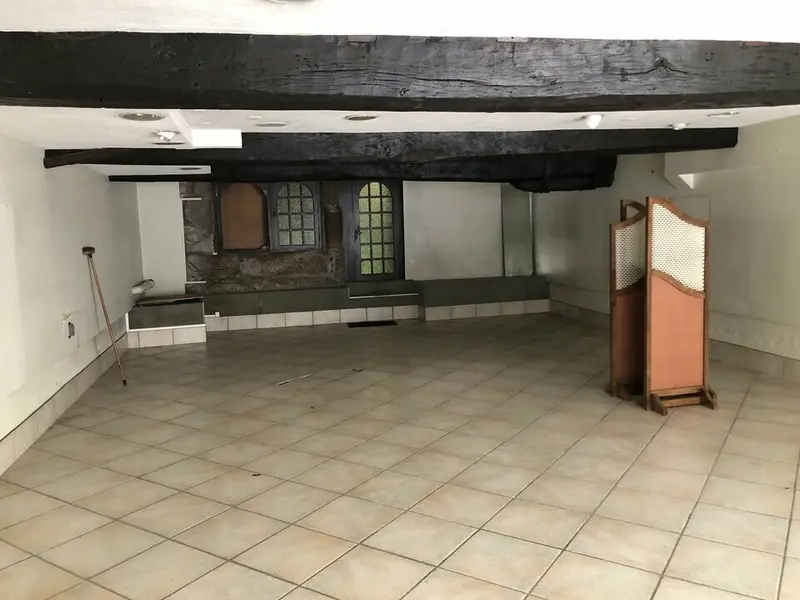 A VENDRE -  Local commercial de 108 m²  Centre-ville de Morlaix