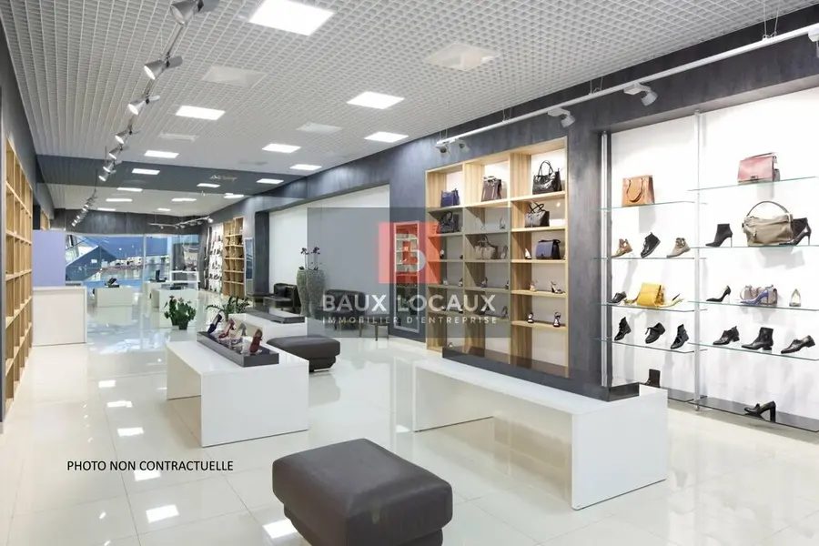 A louer Local commercial  509m² Carpentras