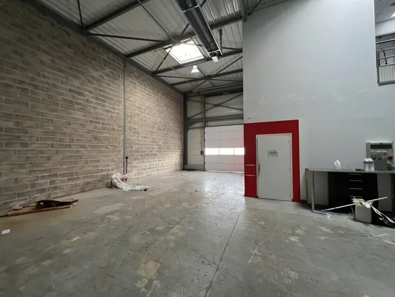 Entrepôt / Activité à louer - Beauvais (60000) - 179 m² - 1 370 €/mois
