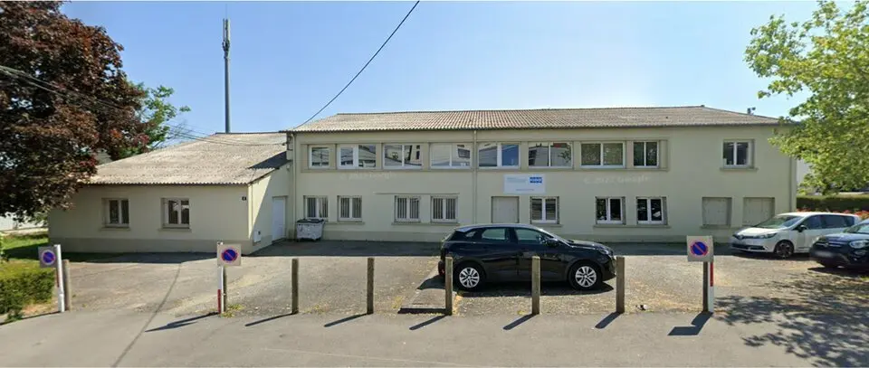 LOCATION  BÂTIMENT D'ACTIVITÉ  920 m²  RENNES