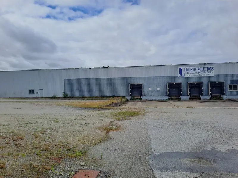 VENTE  ENTREPÔT  9 546 M²  JANZÉ