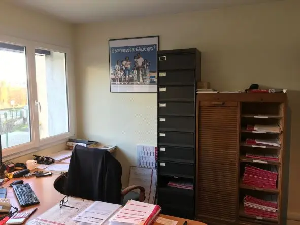 A LOUER - BUREAUX 60m² - VANNES