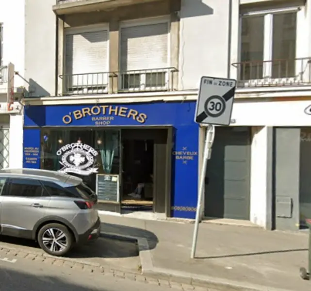 A LOUER- LOCAL COMMERCIAL- BREST - RIVE DROITE 