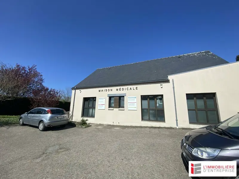 VENTE  CABINET MÉDICAL  50 M²  SAINT-ERBLON