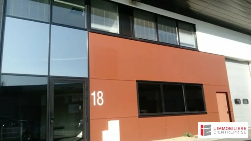 LOCATION  CELLULE D'ACTIVITÉ  409 M²  ORVAULT