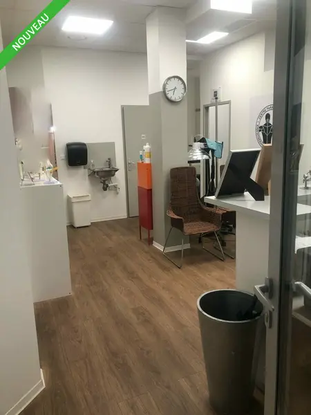 LOCAL 140m² A VENDRE 13006 MARSEILLE