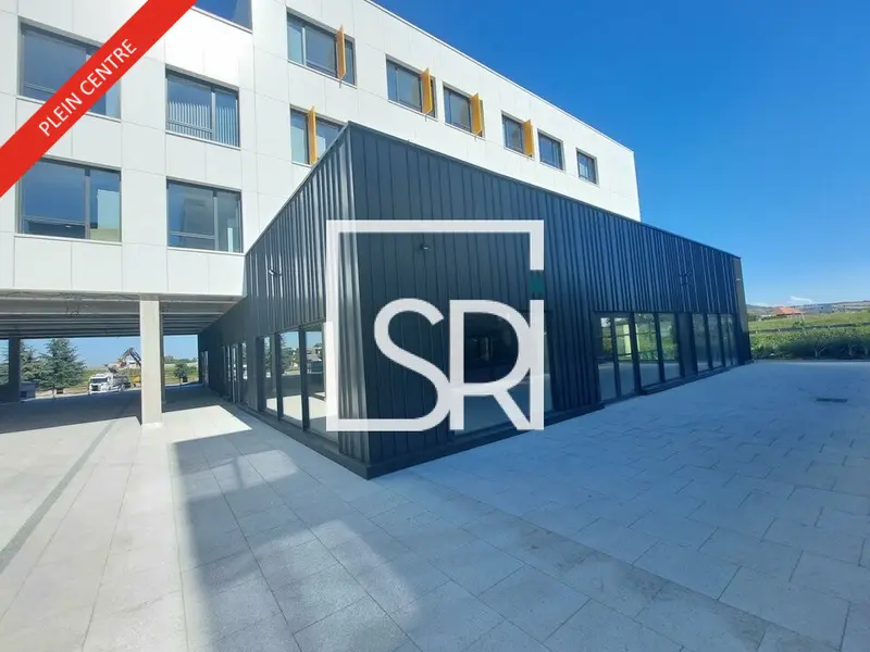 A louer Bureaux 143.95m² Clermont-Ferrand