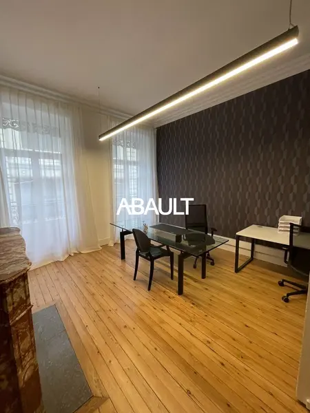 A LOUER BUREAUX TOULOUSE HYPERCENTRE D'ENVIRON 144 M² 