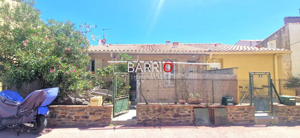 Immeuble à rénover 330 m² Emplacement rare à Port-Vendres