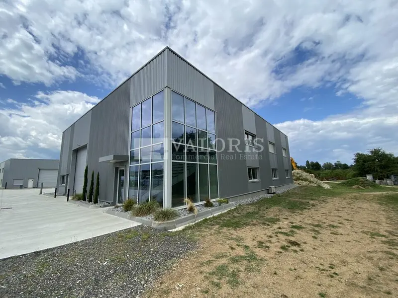 A louer Locaux d'activité 660m² Vourles