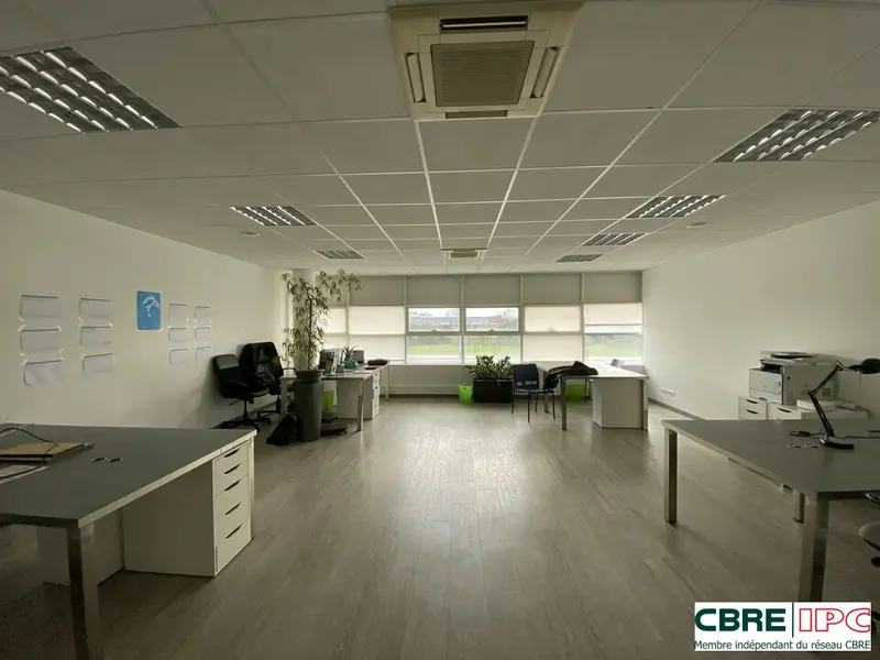 LOCATION - REF : 7951FD