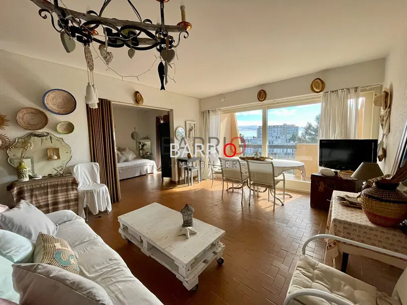 St Cyprien Port - Vue mer et beaux volumes