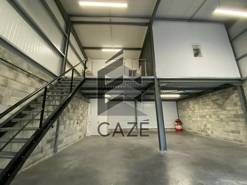 LOCAUX D'ACTIVITES A LOUER 