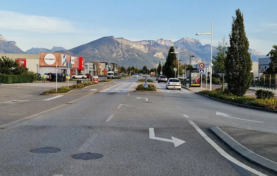 A louer Local commercial  491m² Argonay