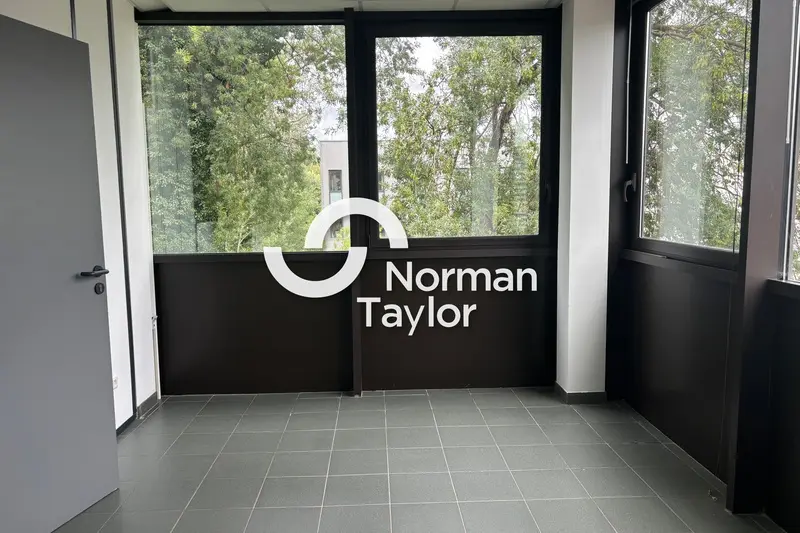 Bureaux à la location - PARC 2000