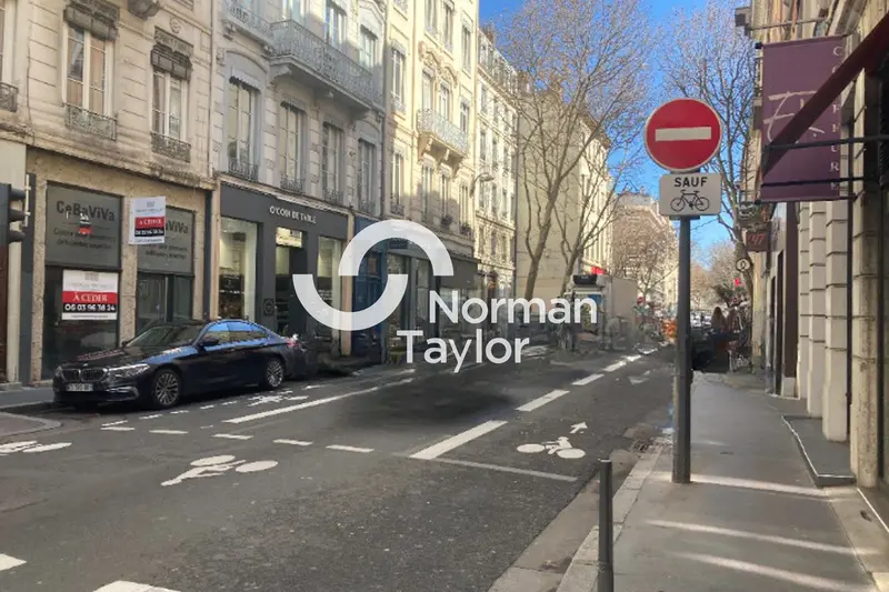 A louer local commercial de 135 m² quartier Masséna.