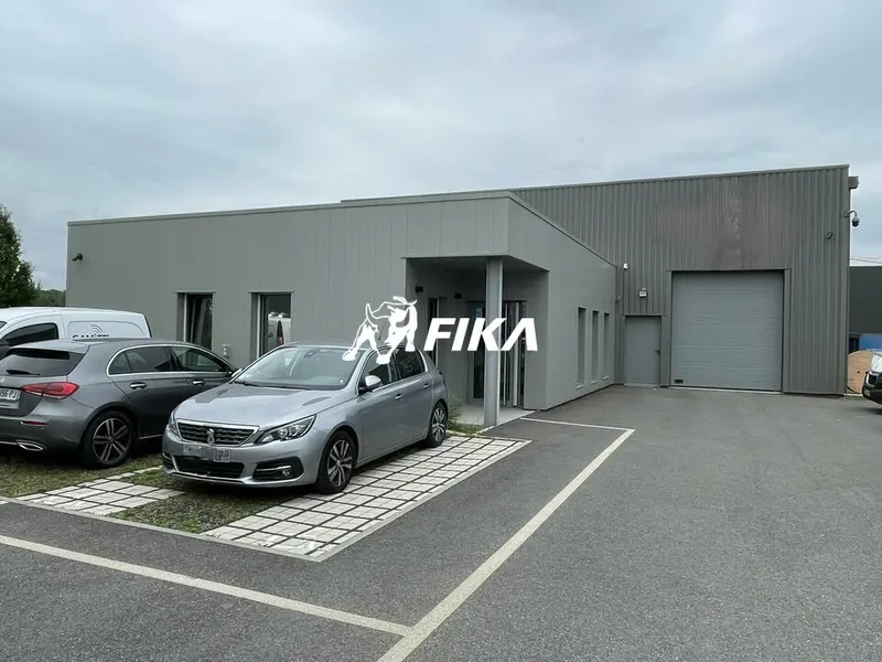  LOCAL D'ACTIVITÉ A VENDRE-368 m²- DEYME 