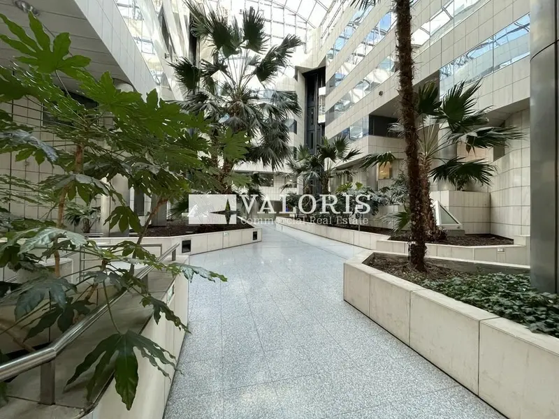 A vendre Bureaux 3031.9m² Lyon 06