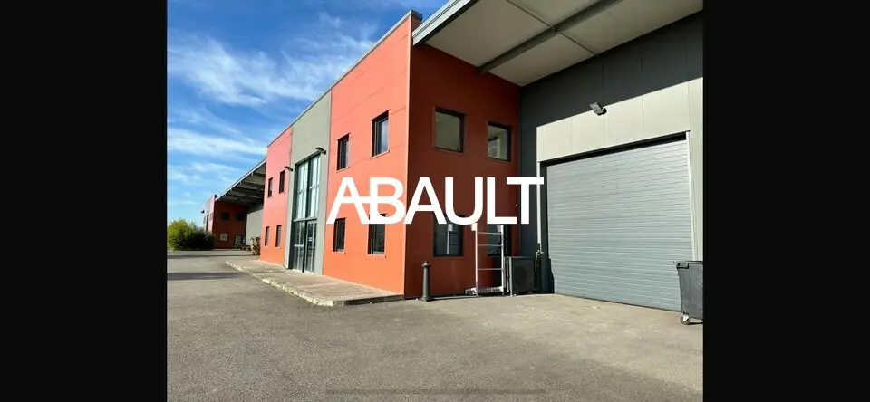A vendre Locaux d'activité 2438m² Gaillac