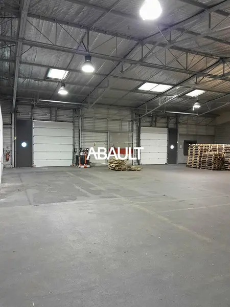 A LOUER ENTREPOT LOCAL D ACTIVITES D'ENVIRON 476M² TOULOUSE 31100  