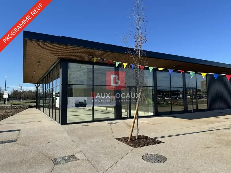 A louer Local commercial  179m² Monteux