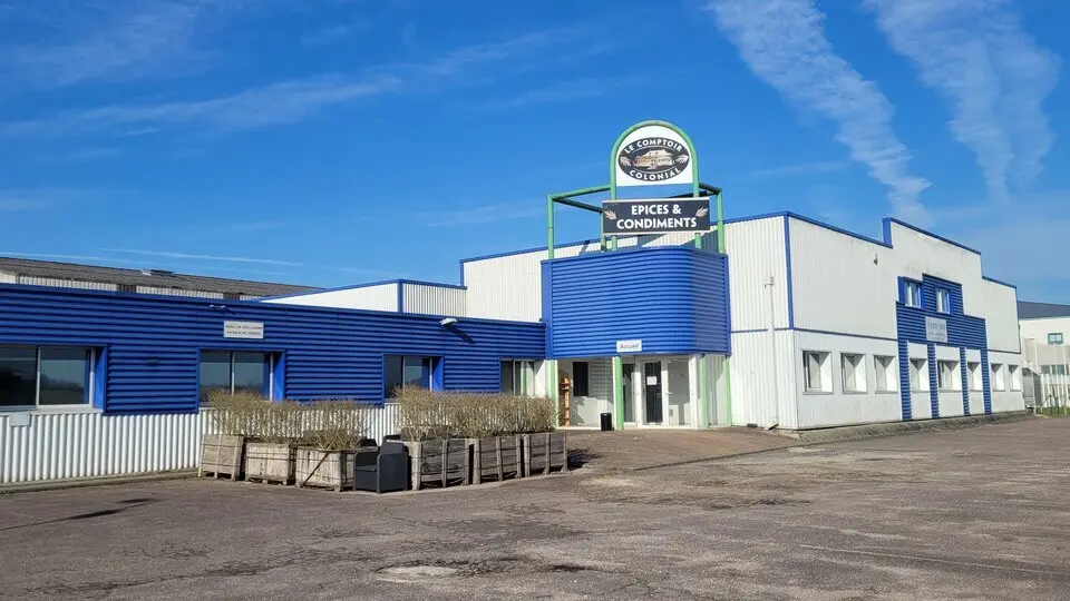 A louer Locaux d'activité 3300m² Isneauville