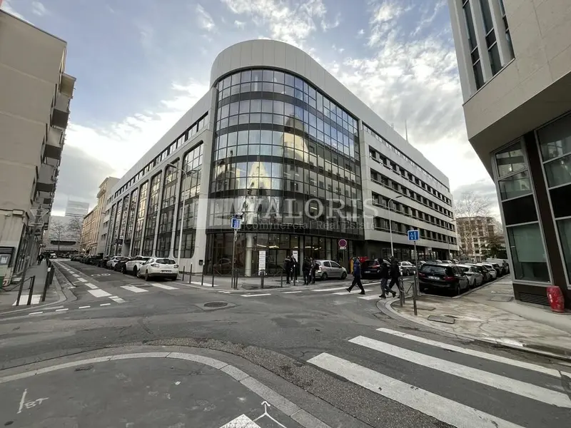 A louer Bureaux 3919.9m² Lyon 06
