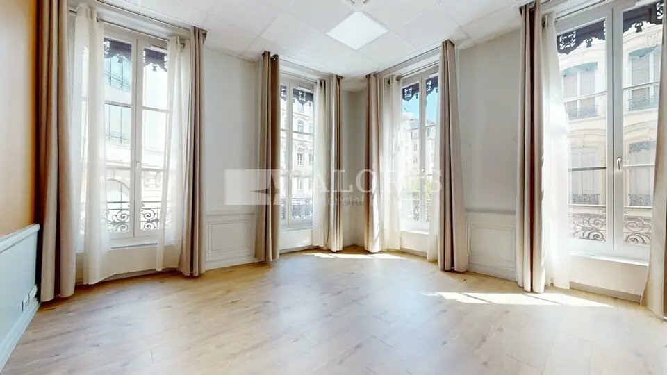 A louer Bureaux 184.7m² Lyon 02