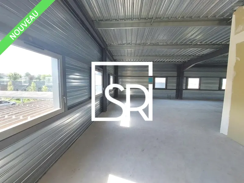 A louer Bureaux 292m² Les Martres-d'Artière