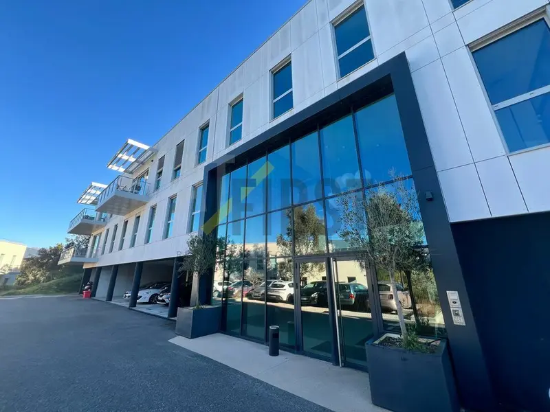 BUREAUX À LOUER À BIOT