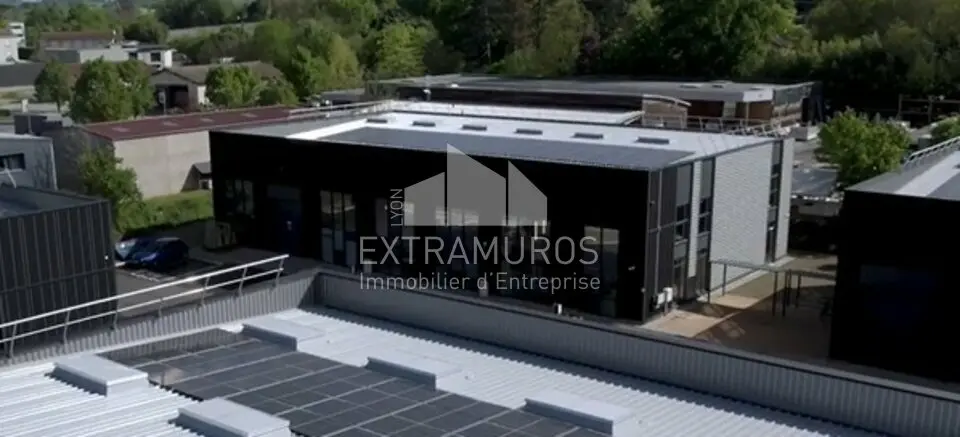 Locaux d'activité 170 à 283 m² neufs avec mezzanine - Trévoux