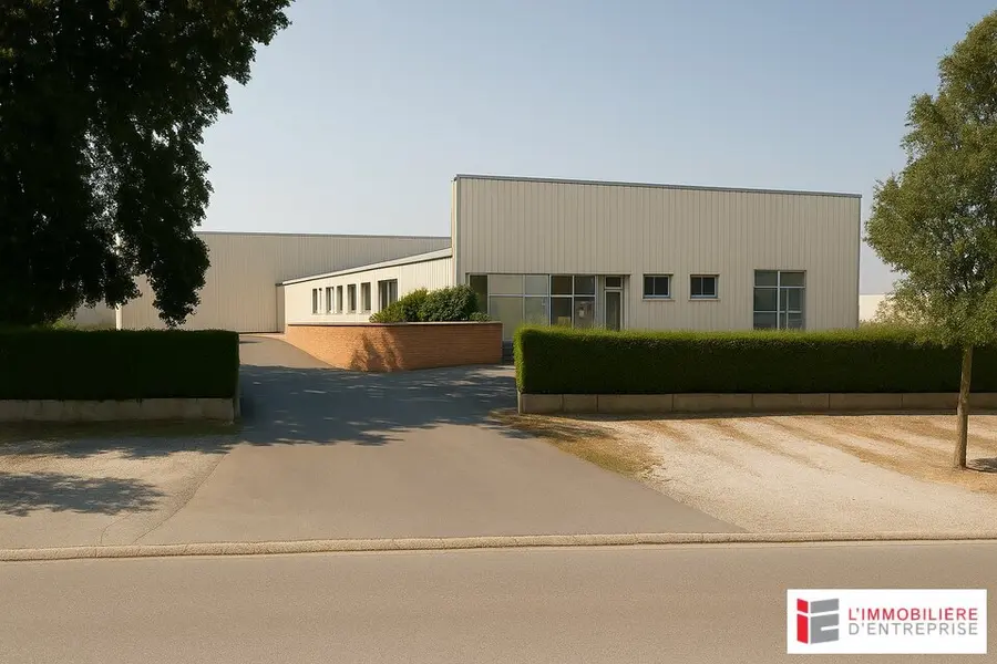 LOCATION  LOCAL D'ACTIVITÉ  2 700 m²  CESSON-SÉVIGNÉ