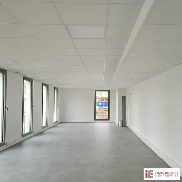 LOCATION  LOCAL COMMERCIAL  100 M²  CESSON-SÉVIGNÉ