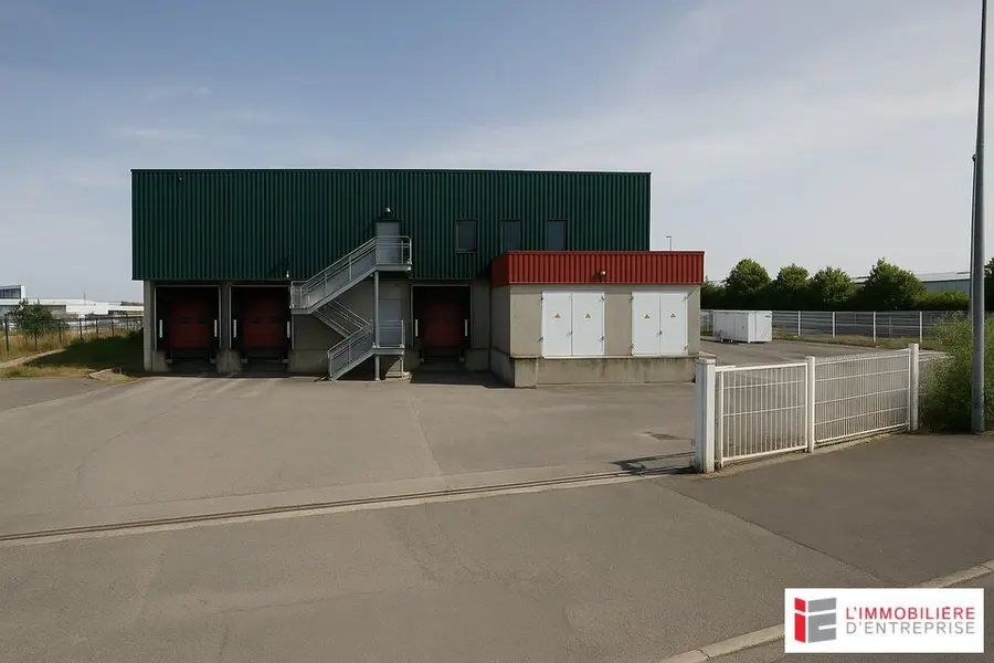 A louer Locaux d'activité 400m² Vezin-le-Coquet
