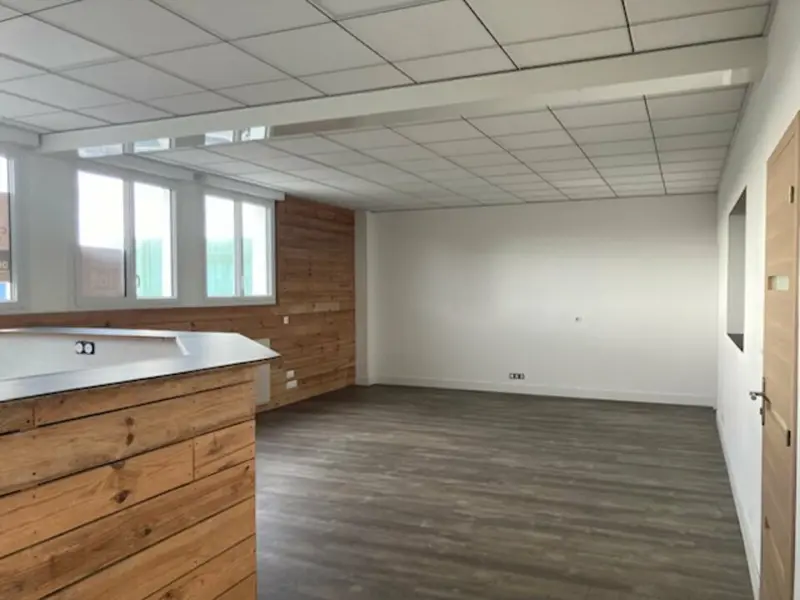 A louer Bureaux 77m² Concarneau