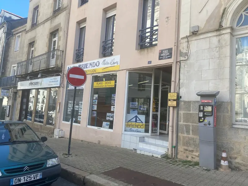 Local commercial de 74m² à louer  VANNES centre-ville
