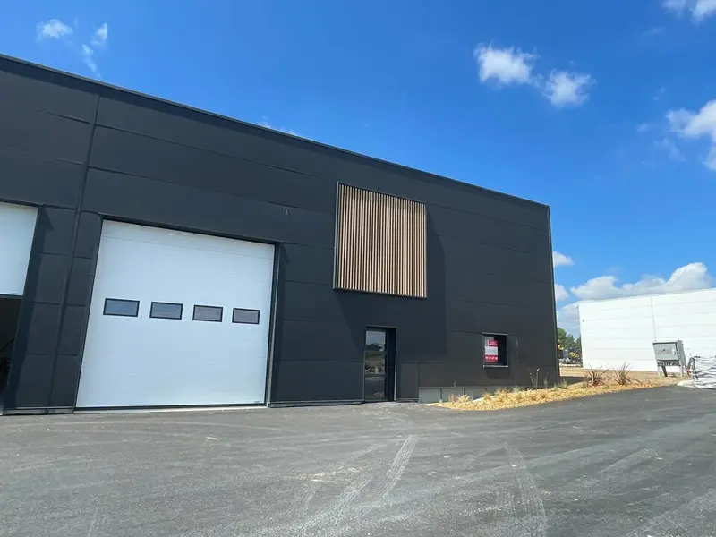 A LOUER - Est de VANNES 