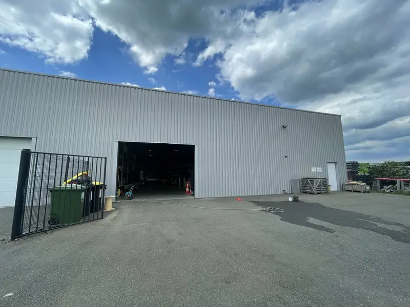 À louer  Local d'activité  Saint-André-de-Cubzac