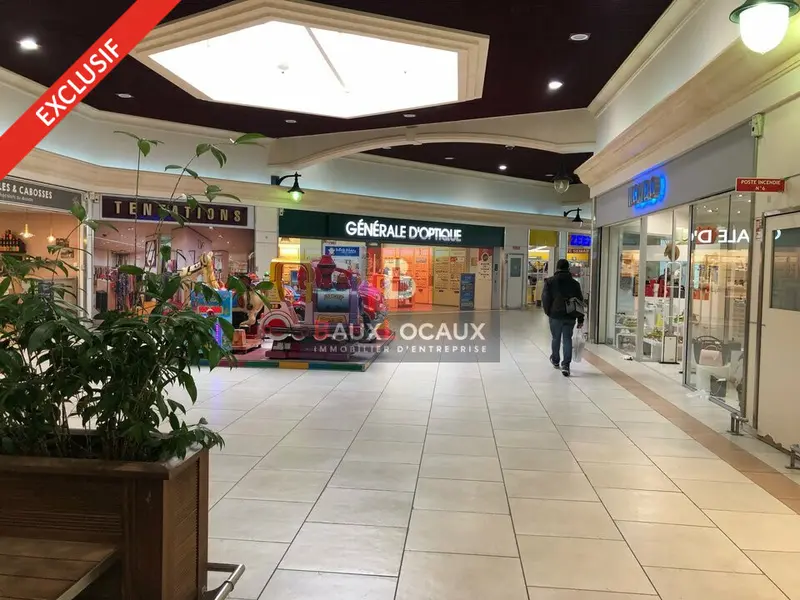 A louer Local commercial  63m² Les Angles
