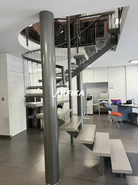 A VENDRE BUREAUX 225 m² - (31500) TOULOUSE